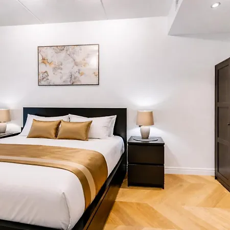 Elegant Premium With Balcony, Apartment