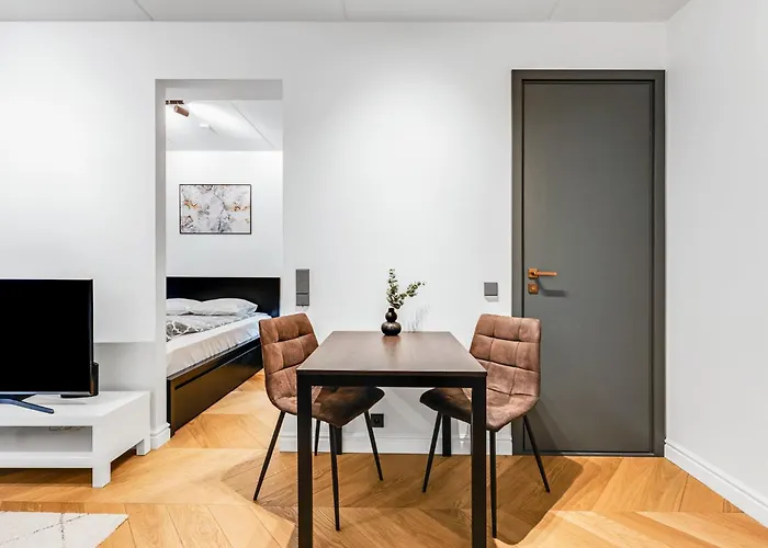 Elegant Premium With Balcony, * Reval